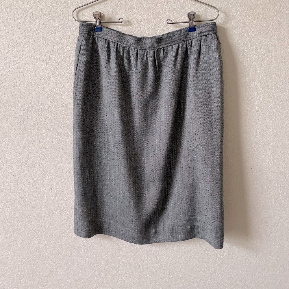 Vintage tweed women’s skirt